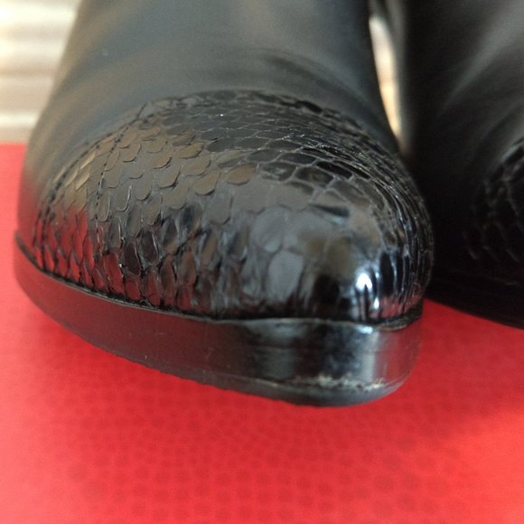 Donald J. Pliner "Vaughn W-5" Black Water Snake Leather Boot Size 8 - Picture 12 of 16